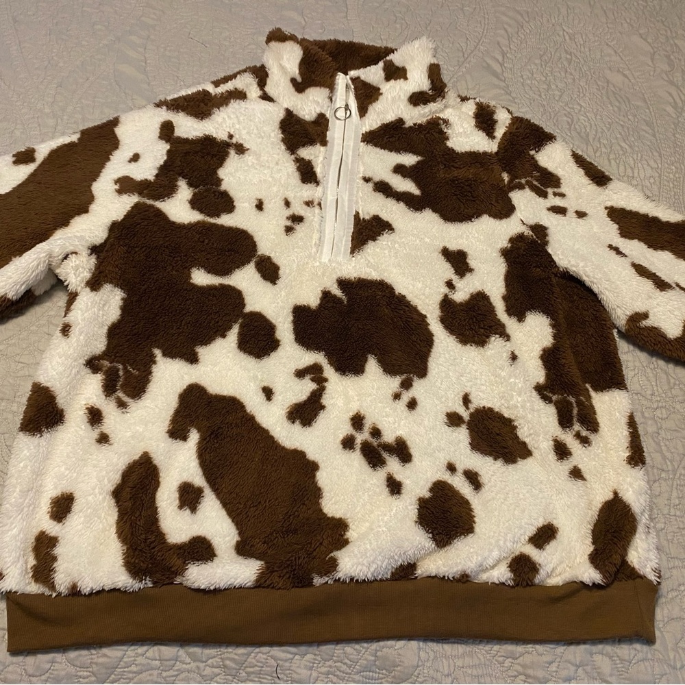 4X Cowprint Pullover